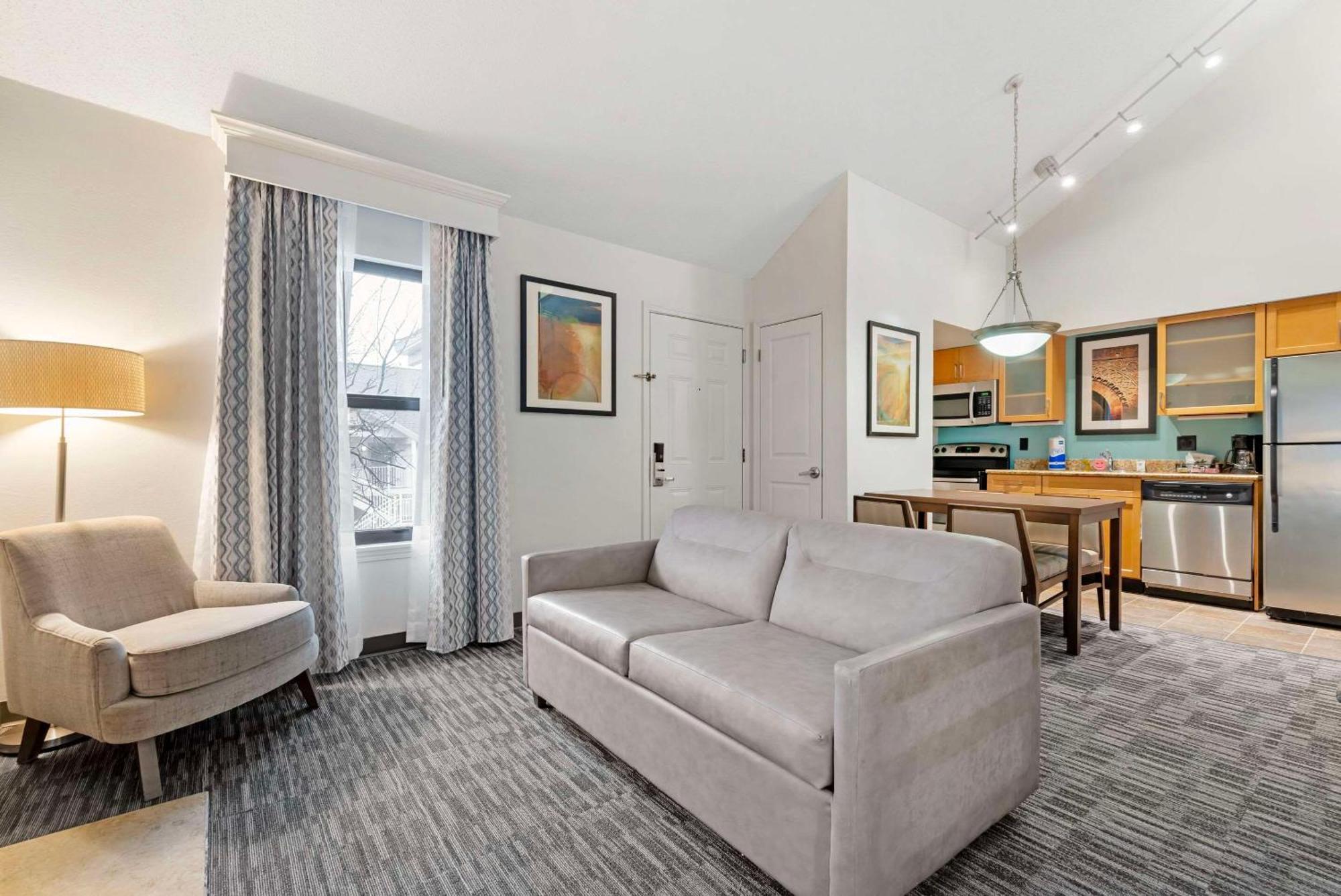 Mainstay Suites St Louis - Galleria Richmond Heights Exteriör bild