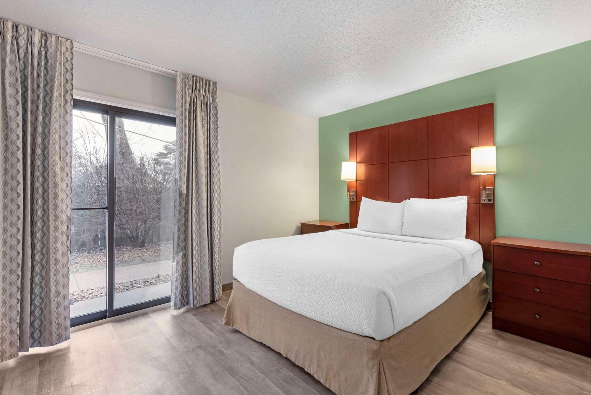 Mainstay Suites St Louis - Galleria Richmond Heights Exteriör bild