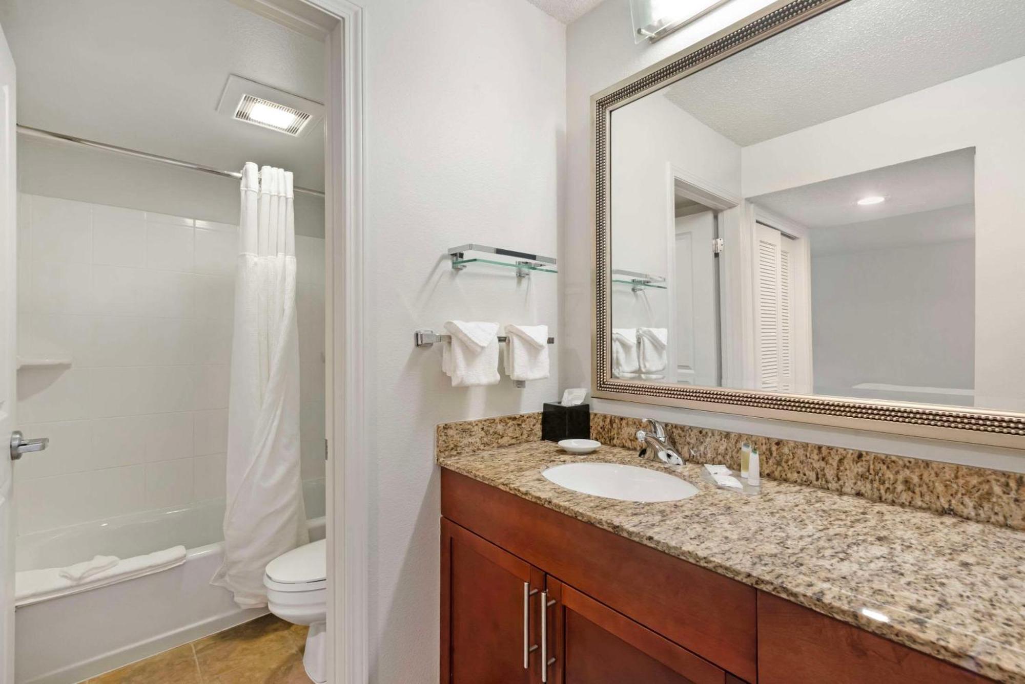 Mainstay Suites St Louis - Galleria Richmond Heights Exteriör bild